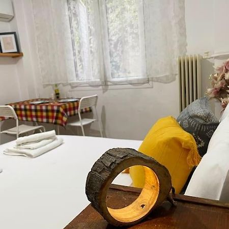 Cute And Quiet Apartment In The Center Of Athen Exterior foto