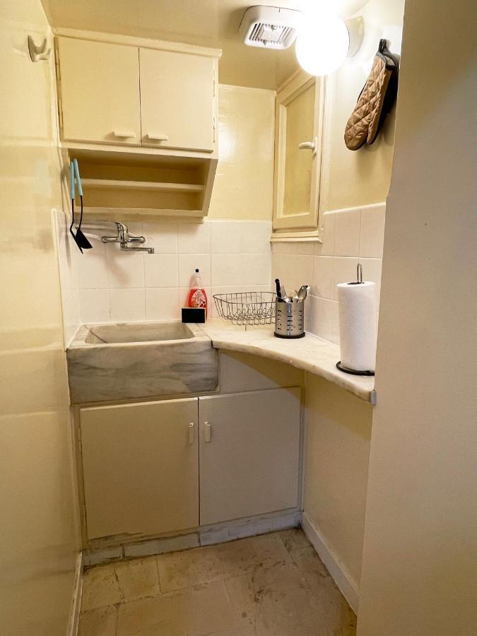Cute And Quiet Apartment In The Center Of Athen Exterior foto